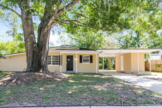 Building Photo - 4815 Andromeda Rd