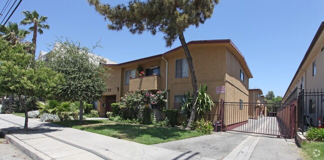 Primary Photo - Whitsett Estates