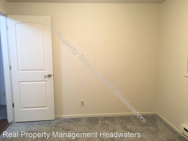 Building Photo - 3 br, 2.5 bath House - 1560 Williamsburg Road