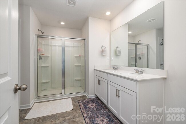 Building Photo - 10759 Adair Wds Dr