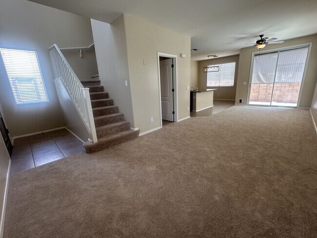 Building Photo - UPGRADE TO THIS GILBERT TWO STORY 4 BEDROOM HOME WITH A 2 CAR GARAGE AND SMALL YARD.