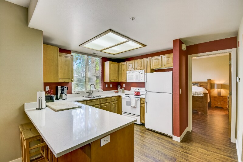 Building Photo - 1600 Pinebrook Blvd