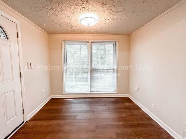 Building Photo - 4591 Woodward Rd