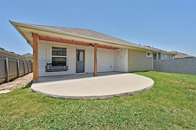 Building Photo - 10225 Bankhead Dr