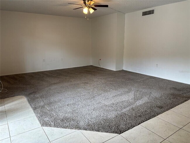 Building Photo - 744 116th Ave N