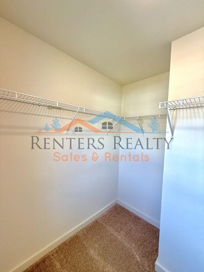 Building Photo - Modern Luxury Townhouse in the Heart of Huntsville