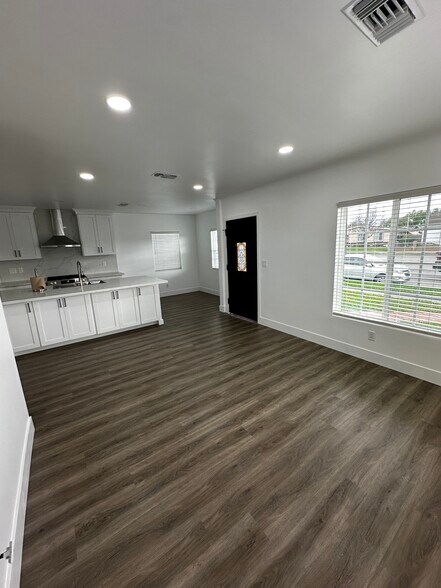 Living Room / Kitchen - 2925 Artesia Blvd