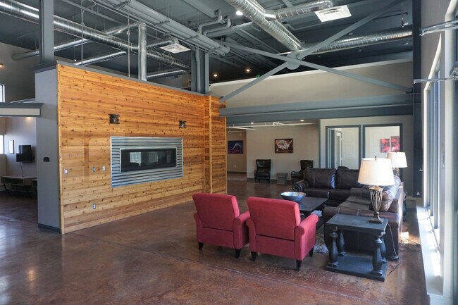 Building Photo - Charming Studio for Rent: Enjoy the Added ...