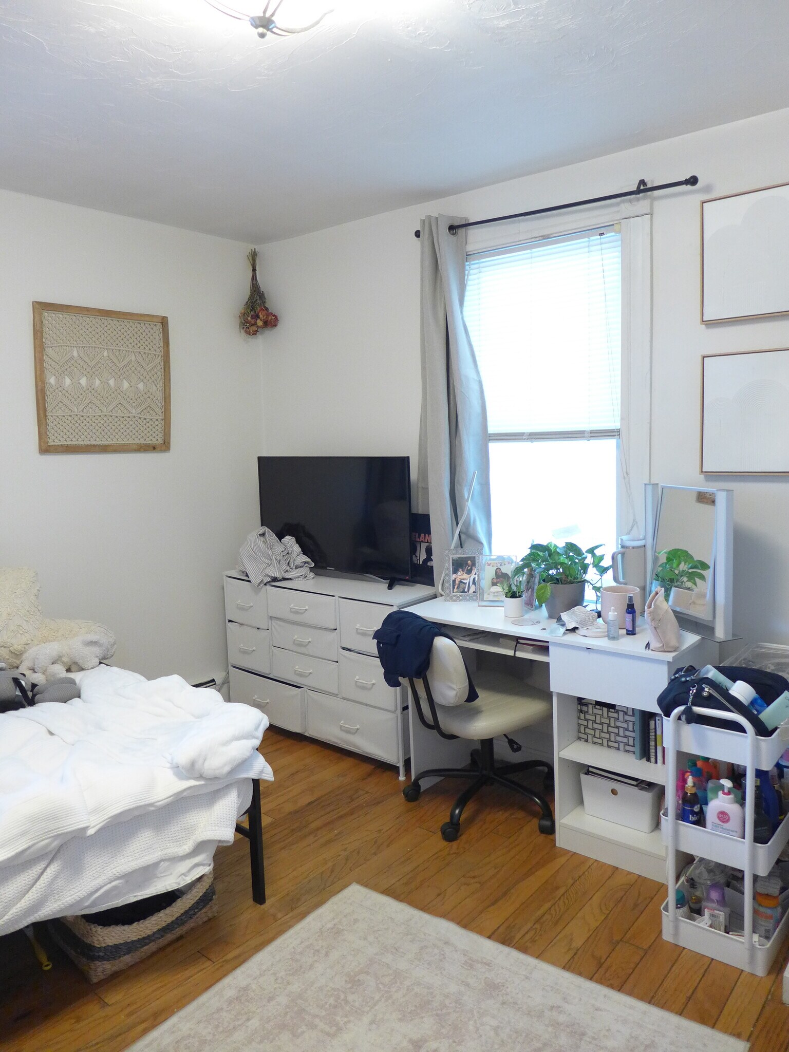 Building Photo - 822 Parker St