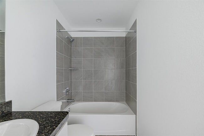 Building Photo - 5619 Simcrest Grove Dr