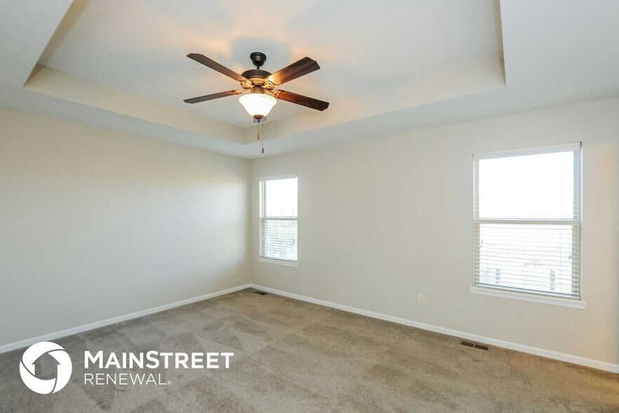 Building Photo - 622 Autumn Dr