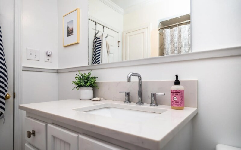 Building Photo - 1625 Norwich Ave