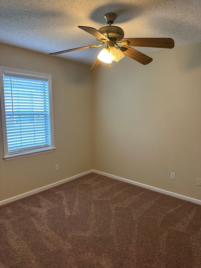 Building Photo - 4124 Sedgwyck Ln