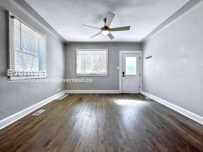Building Photo - 2551 W 39th Ave
