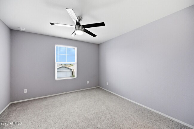 Building Photo - 9559 W Fallen Leaf Ln