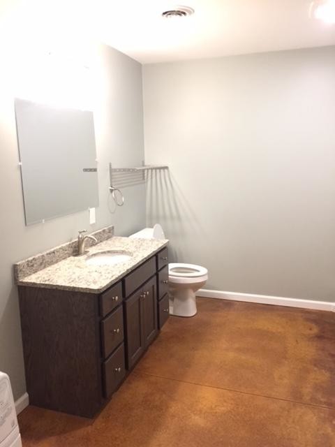 Building Photo - 2310 Waterview Dr