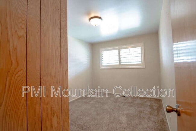 Building Photo - 536 S 100 W