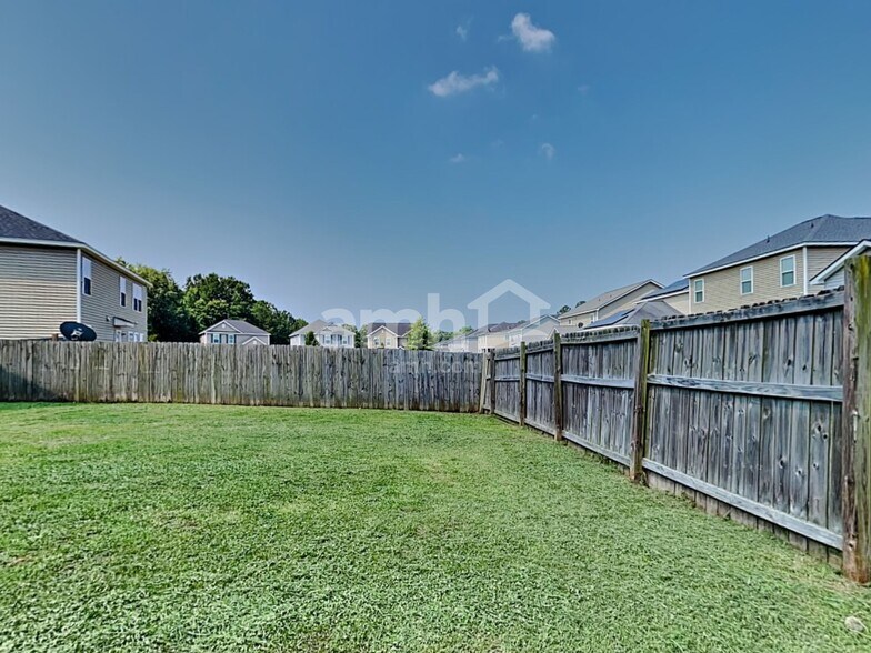 Building Photo - 1705 Diving Duck Ln