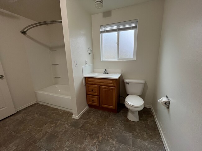 Bathroom - 1299 SE Grandview Ave