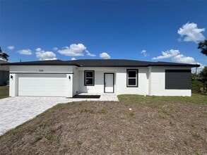 Building Photo - 5296 Gillot Blvd