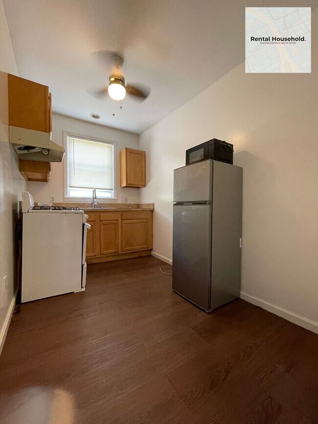 Interior Photo - 14800 Vernor Hwy - SW 9/21/26