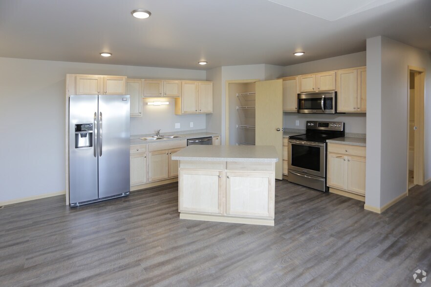 Country View Apartments 1810 5th Ave NE East Grand Forks MN 56721 Apartment Finder