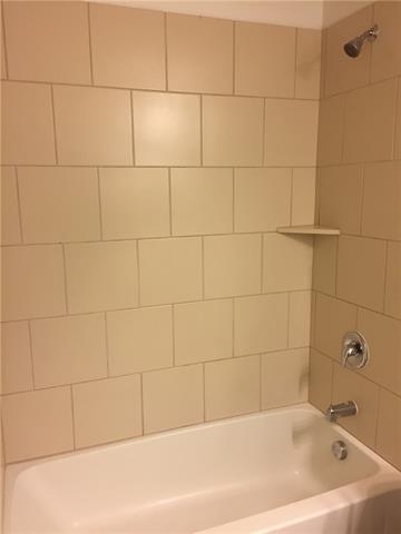 Building Photo - 409 Busher Dr