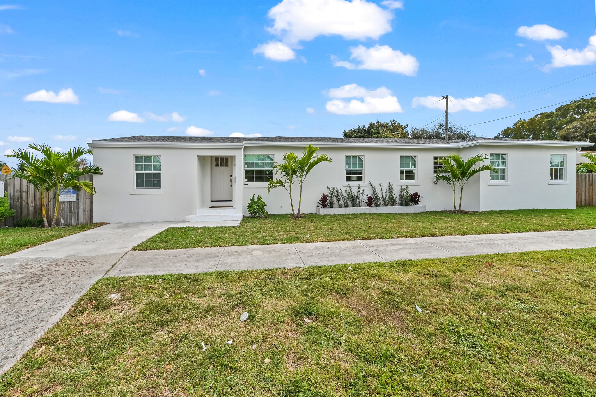 exterior - 3400 Parker Ave