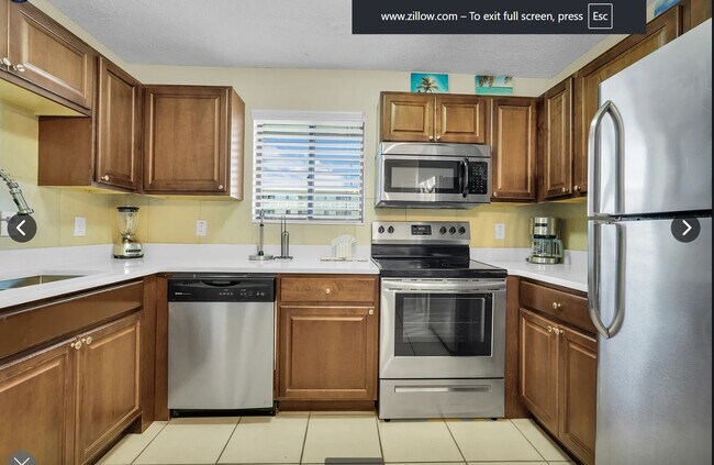 Building Photo - 663 William Hilton Pkwy