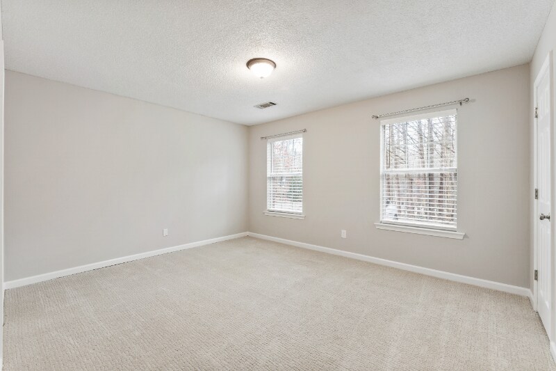 Building Photo - 4051 Hidden Hollow Dr