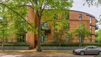 Building Photo - 7542 Cromwell Dr