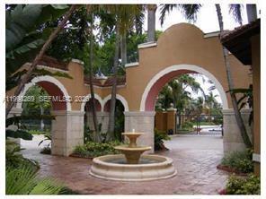 Building Photo - 19501 E Country Club Dr