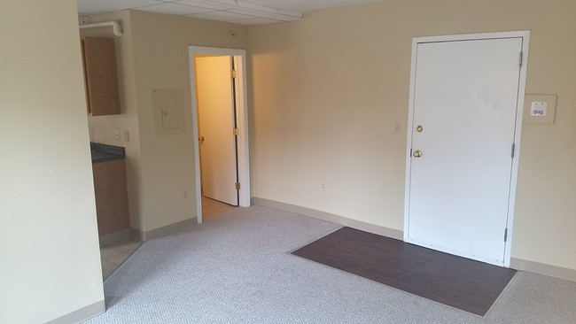 Building Photo - 21 Kosciuszko St