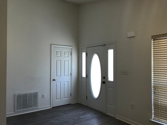 Building Photo - 713 Marsh Harbor Dr