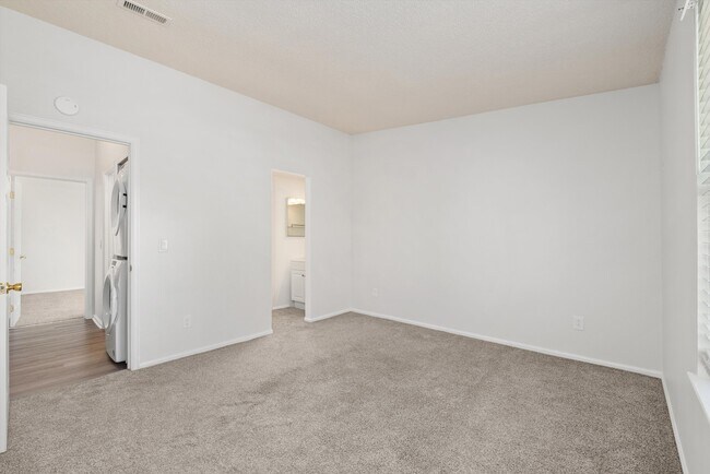 Building Photo - 16153 E Alaska Pl