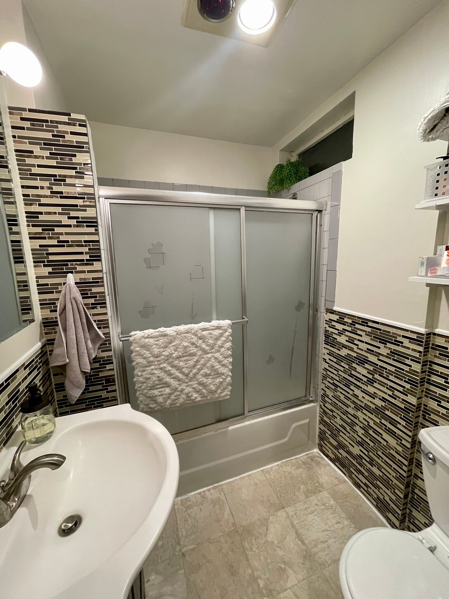 Building Photo - 616 Columbus Ave