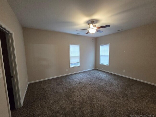 Building Photo - 2044 Stonewash Dr