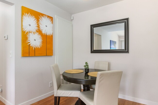Building Photo - 1075 Shadowridge Dr