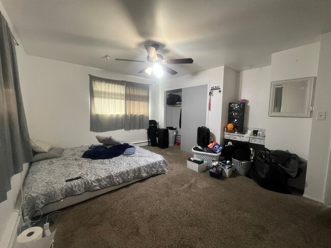 Building Photo - Golden Ridge Apartments