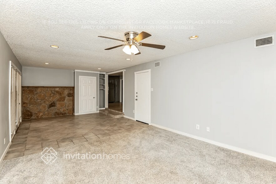 Building Photo - 3620 W Seminary Dr