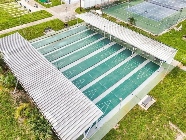 Building Photo - 35045 Cynthia Ave