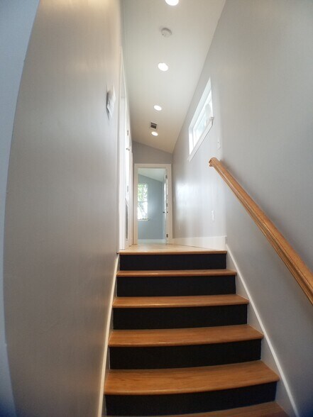 Upstairs Hallway - 3205 Gravier Street