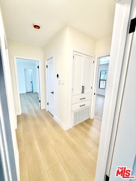 Building Photo - 6132 Whitsett Ave