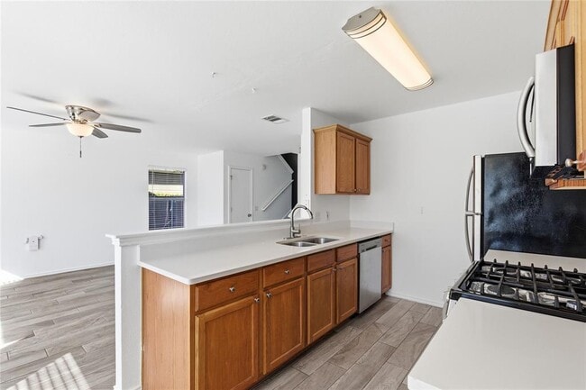 Building Photo - 1109 Mooreland Dr