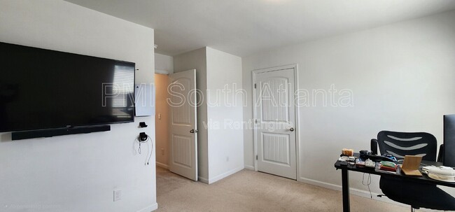 Building Photo - 4040 Alveston Dr