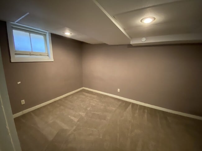 Building Photo - Charming Home in the Country Club Neighborhood!