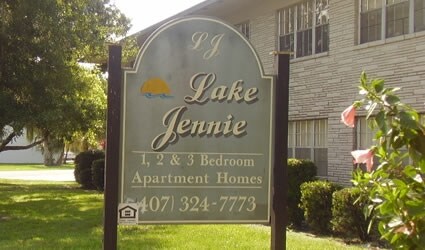 Primary Photo - Lake Jennie 2