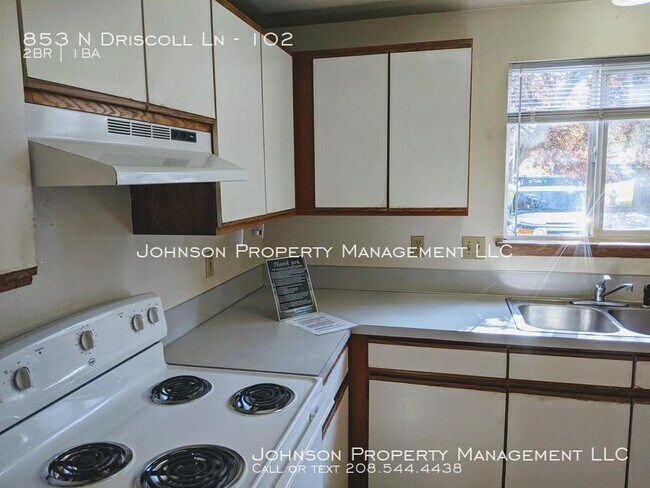 Building Photo - 853 N Driscoll Ln #102