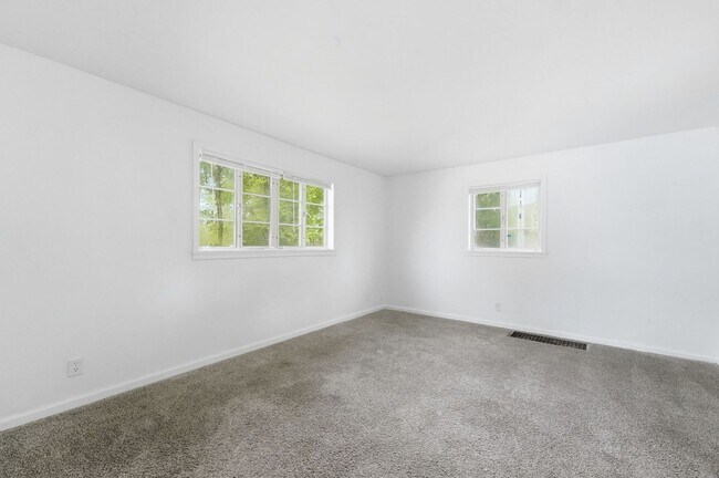 Building Photo - 4029 Weisser Park Ave