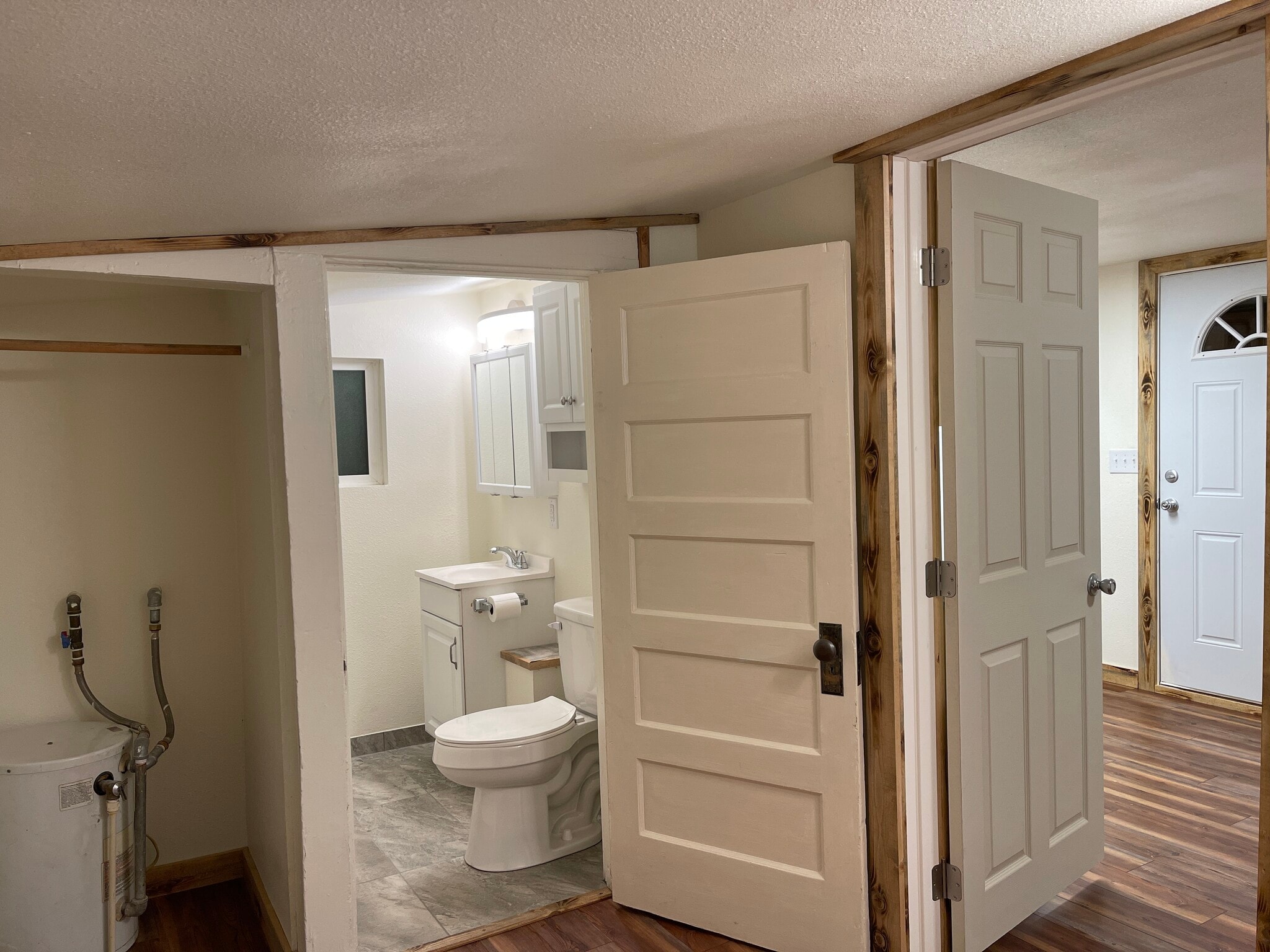 Building Photo - 412 S Mission St